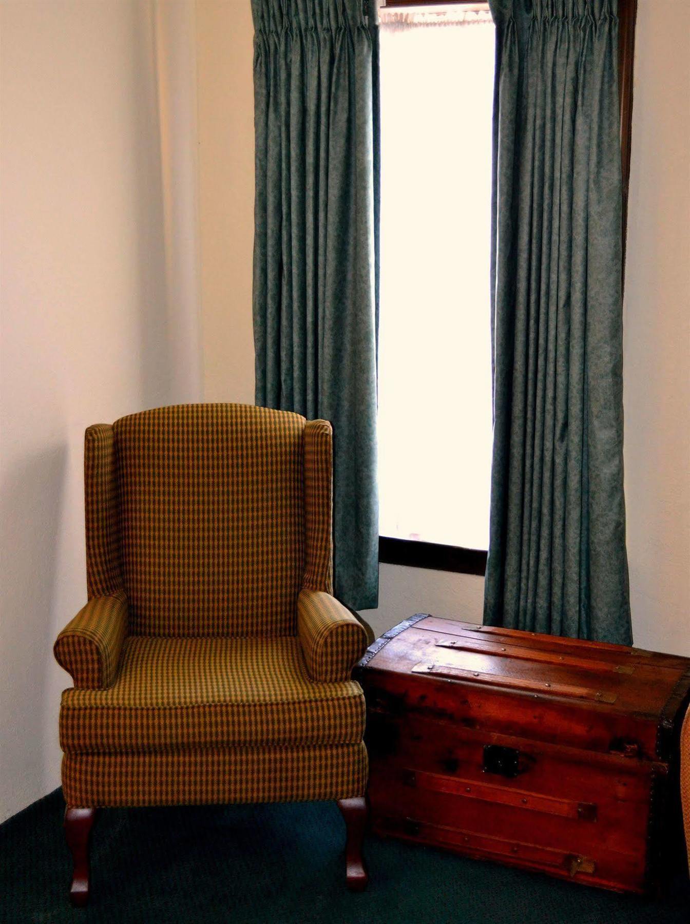 The Write Inn Hotel Oak Park Buitenkant foto